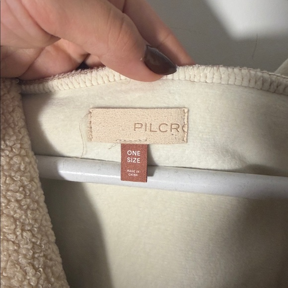 NWOT Anthropologie Pilcro cropped sherpa vest in beige One size - Picture 11 of 13